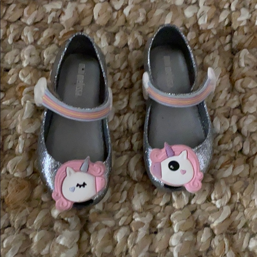 Mini Melissa unicorn size 7 jellys